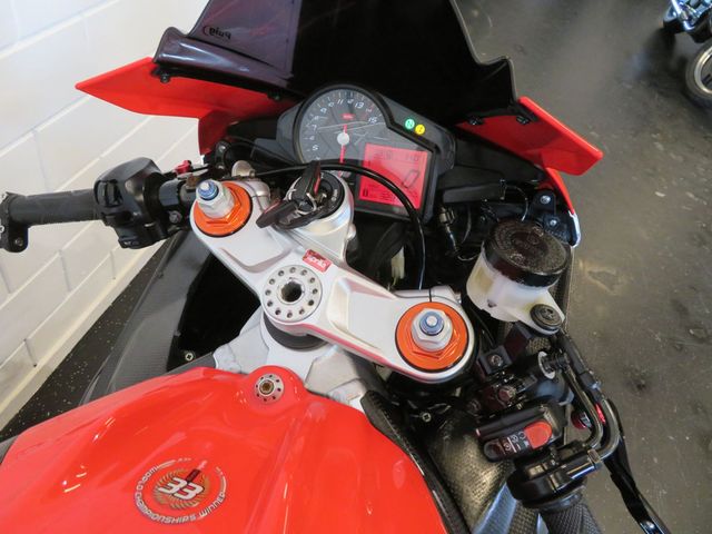 aprilia - rsv-4-1000-rr