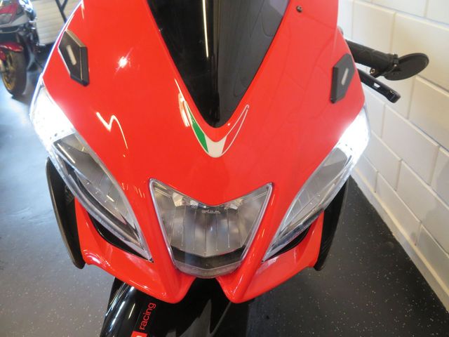 aprilia - rsv-4-1000-rr