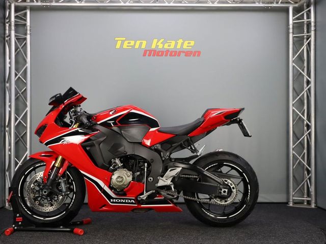 honda - cbr-1000-rr-fireblade-c-abs