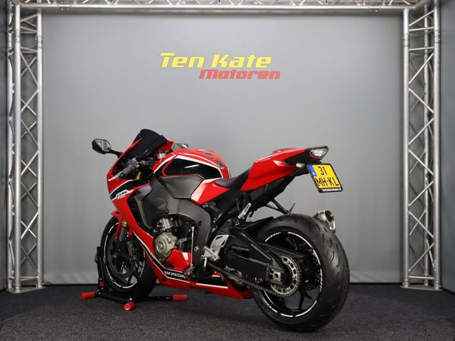 honda - cbr-1000-rr-fireblade-c-abs