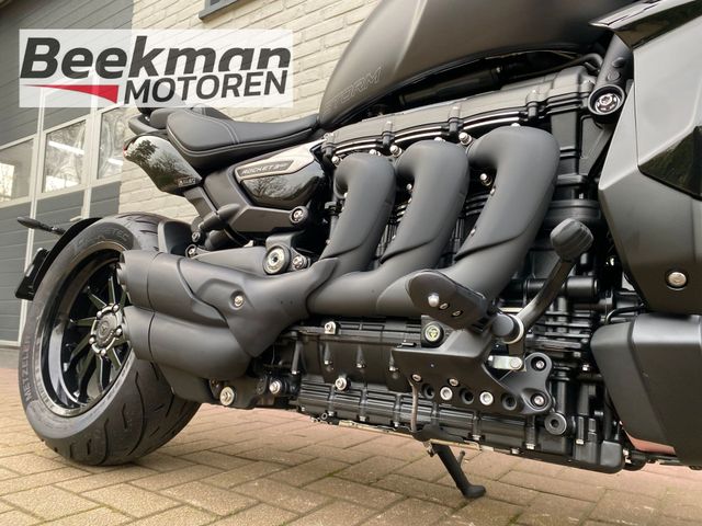 triumph - rocket-3-storm-gt