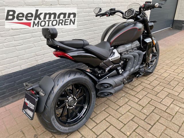 triumph - rocket-3-storm-gt