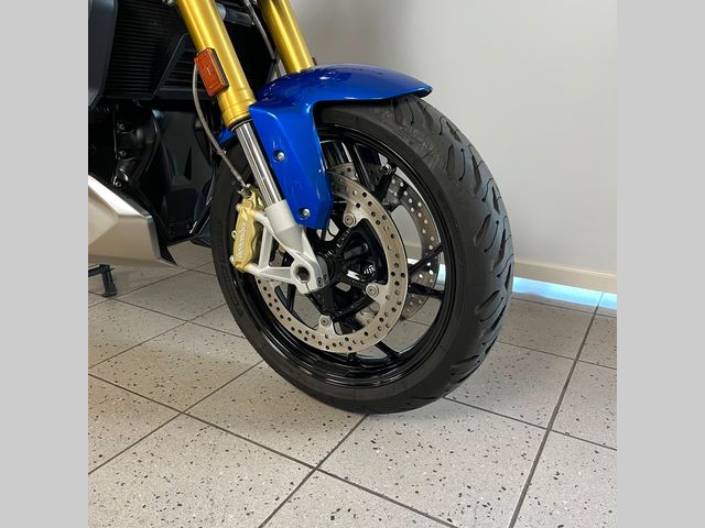 bmw - r-1250-r