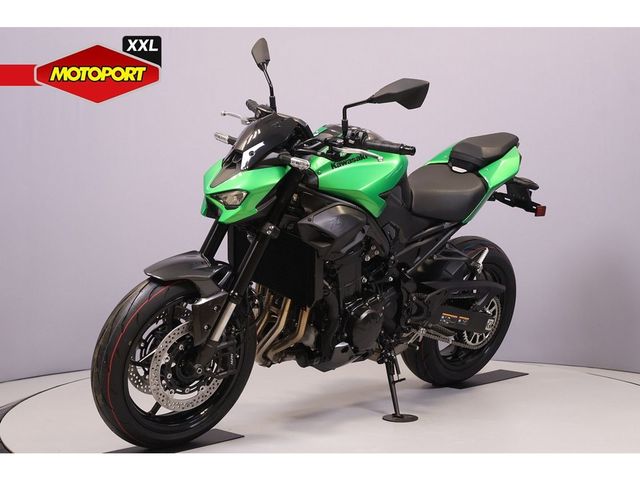 kawasaki - z900