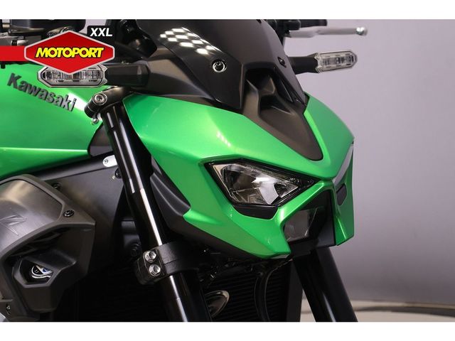 kawasaki - z900