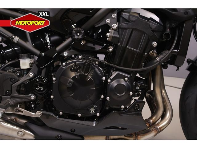 kawasaki - z900