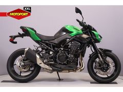 KAWASAKI Z900