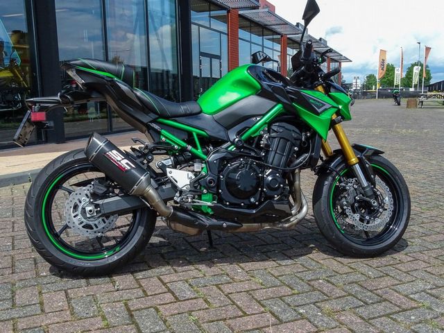 kawasaki - z900