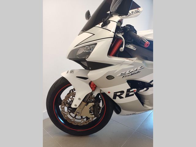 honda - cbr-1000-rr-fireblade