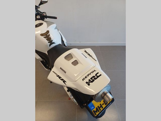 honda - cbr-1000-rr-fireblade
