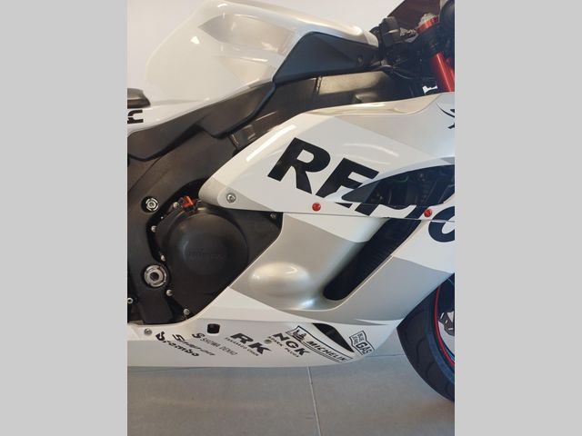 honda - cbr-1000-rr-fireblade