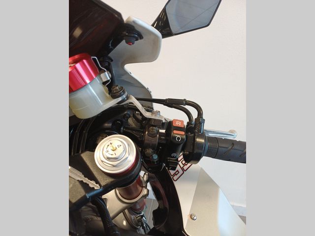 honda - cbr-1000-rr-fireblade