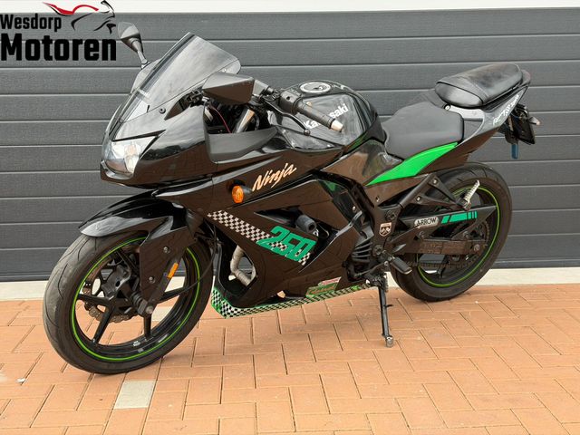 kawasaki - 250-r-ninja