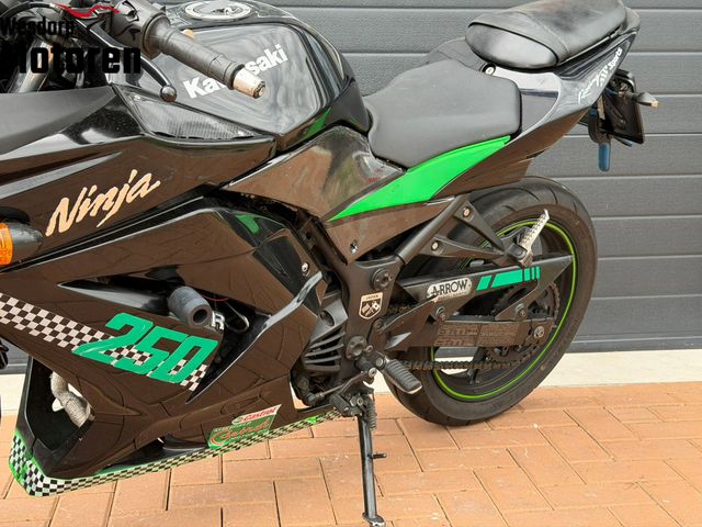kawasaki - 250-r-ninja
