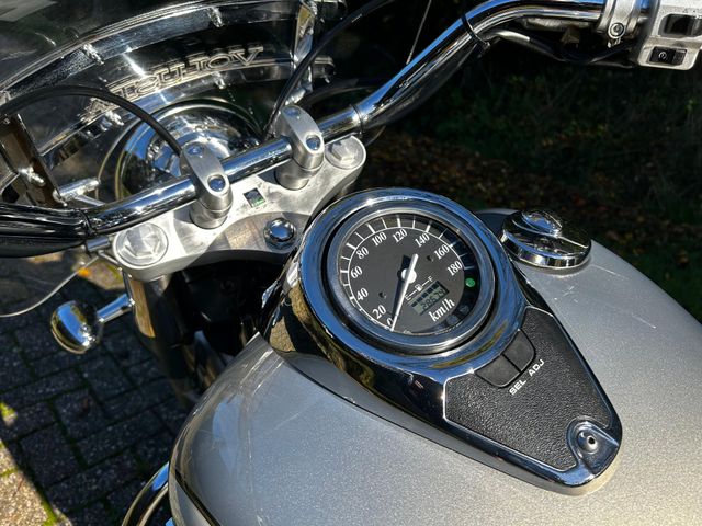 suzuki - vl-800-volusia