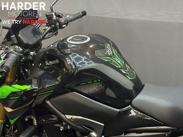 kawasaki - z900-se