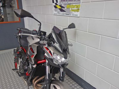 KAWASAKI Z650 – foto 4
