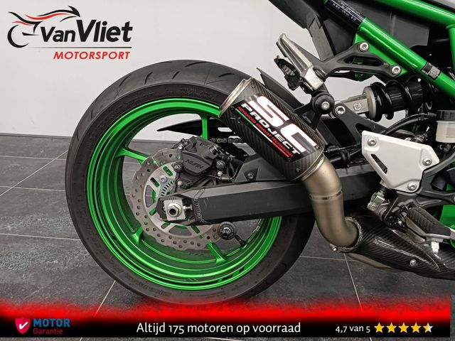 kawasaki - z900