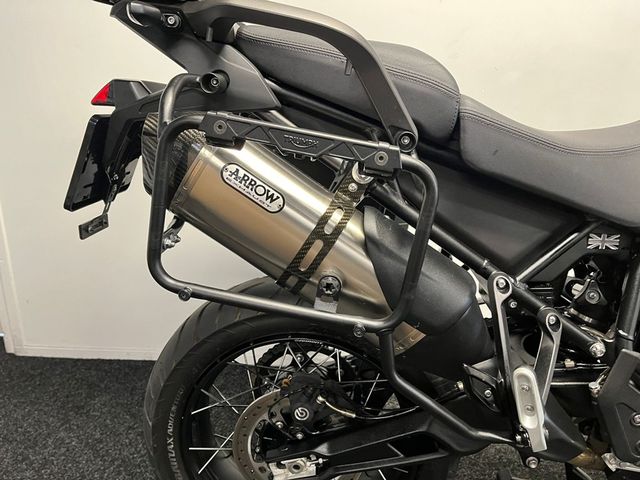 triumph - tiger-900-bond-edition