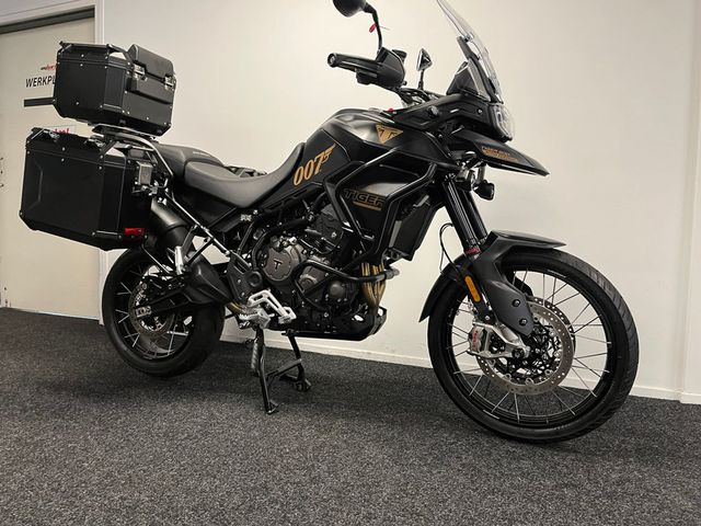 triumph - tiger-900-bond-edition