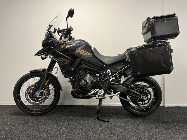 triumph - tiger-900-bond-edition