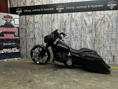 HARLEY-DAVIDSON STREET GLIDE FLHX – foto 2