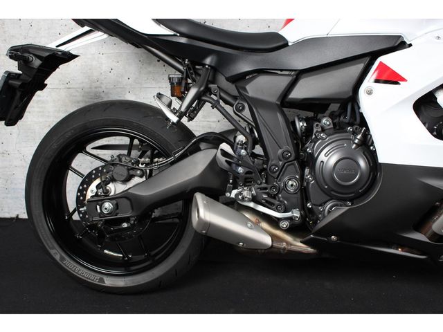 yamaha - yzf-r7-world-gp-60th-anniversary