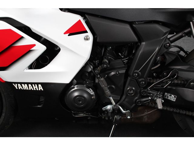 yamaha - yzf-r7-world-gp-60th-anniversary