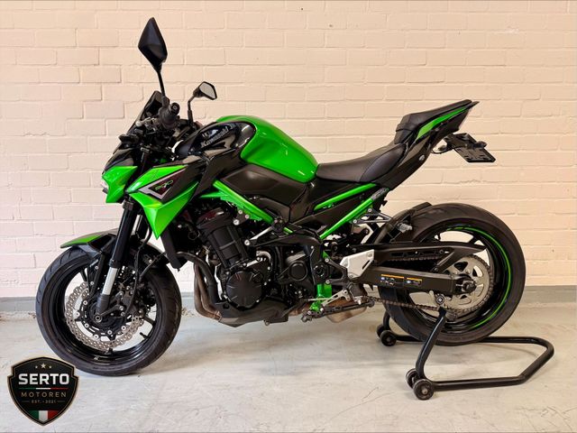 kawasaki - z900