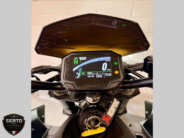 kawasaki - z900