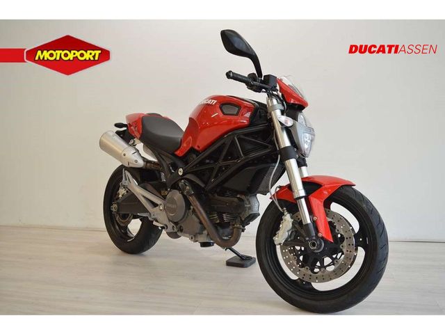 ducati - monster-696