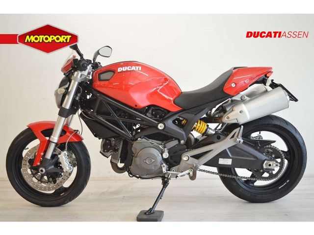 ducati - monster-696