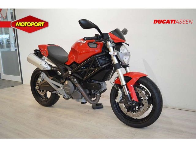 ducati - m-696