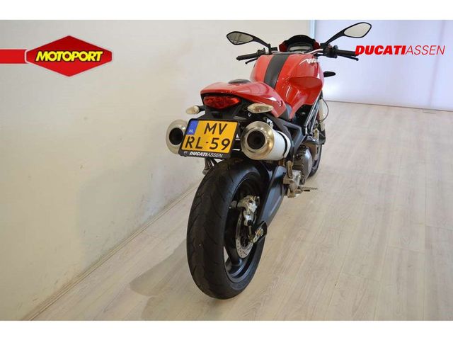 ducati - m-696