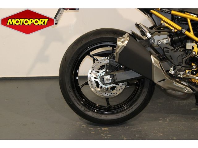 kawasaki - z900