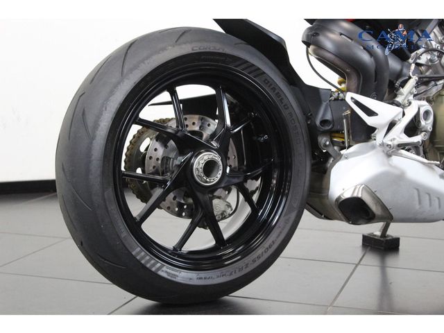 ducati - streetfighter-v4