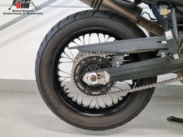 bmw - f-800-gs