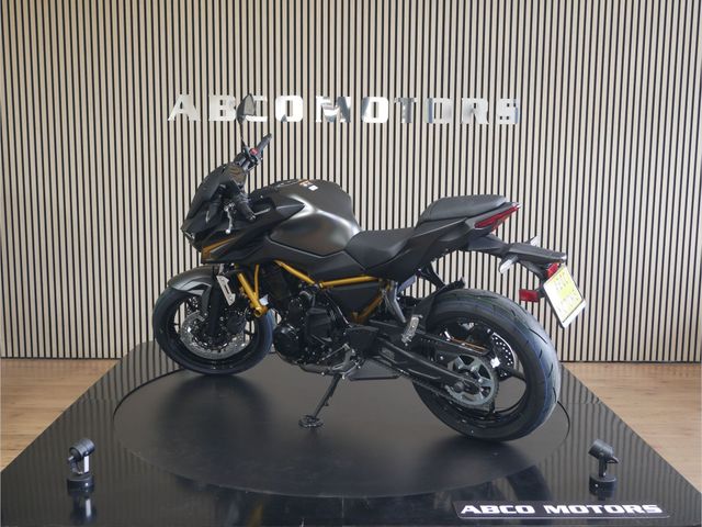 kawasaki - z650-s