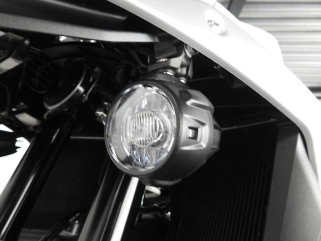 bmw - r-1300-gs