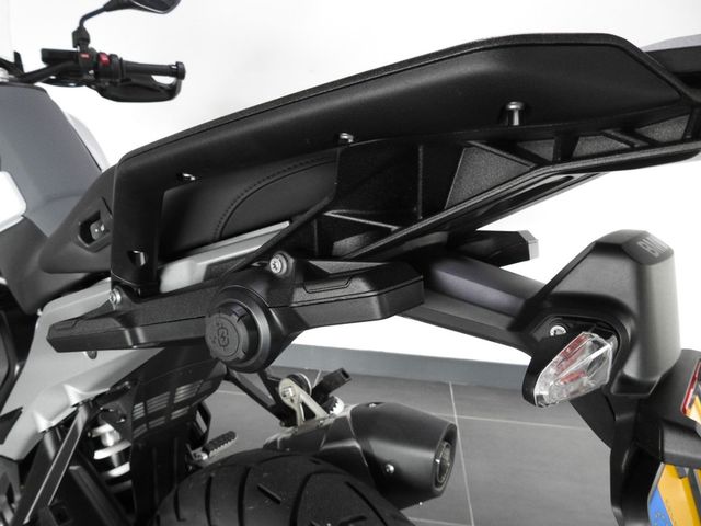 bmw - r-1300-gs