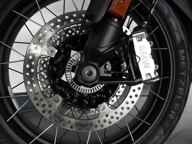 bmw - r-1300-gs