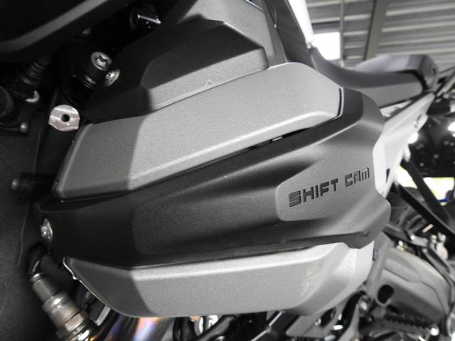 bmw - r-1300-gs