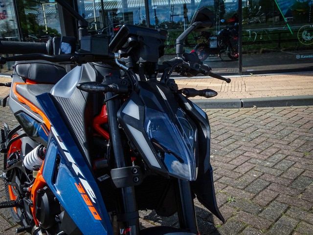 ktm - 390-duke