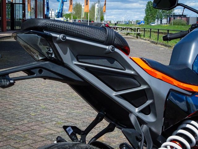 ktm - 390-duke