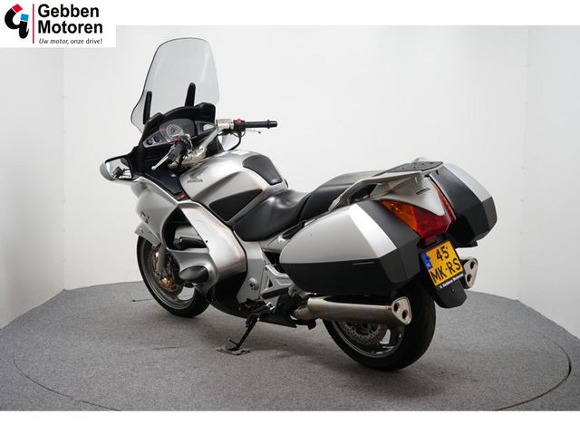 honda - st-1300-pan-european-abs