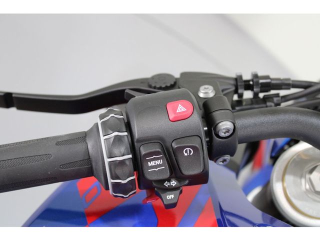 bmw - f-900-r