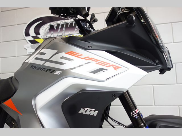 ktm - 1290-super-adventure-s