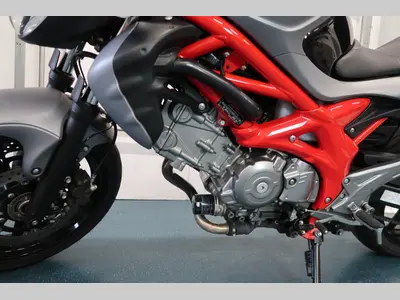 SUZUKI GLADIUS ABS – foto 3