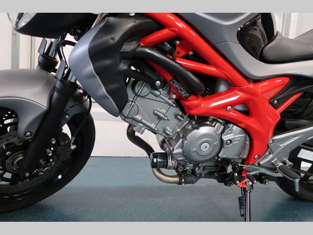 suzuki - gladius-abs