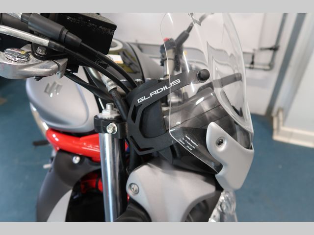 suzuki - gladius-abs